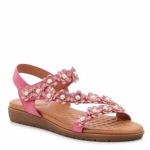 NIB Patrizia Size 7.5-8 Pearlia Pink 3D Floral Flat Wedge Comfort Summer Sandals